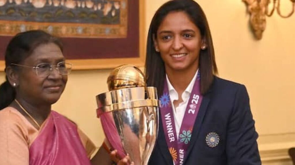 রাষ্ট্রপতির সঙ্গে দেখা করলেন হরমনপ্রীতেরা